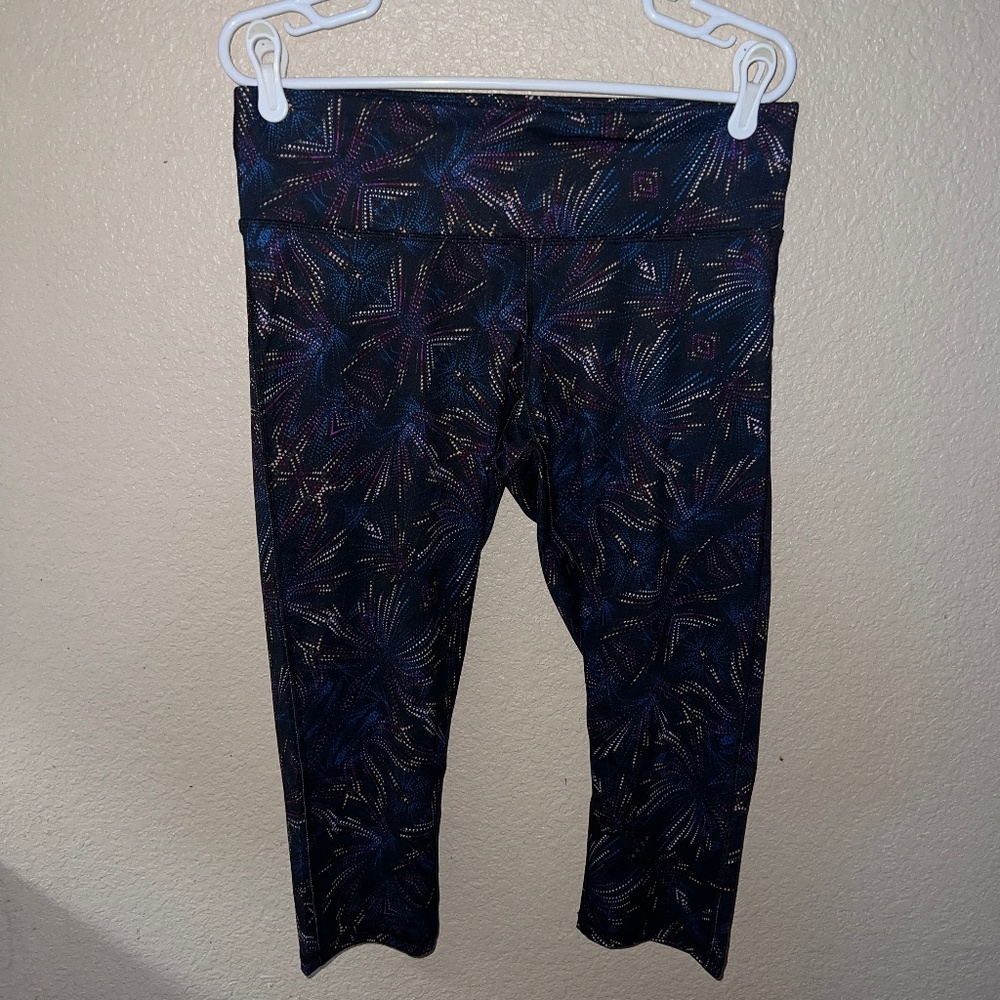 Women's Champion Firework Pattern Capri Pants / Excellent Condition!